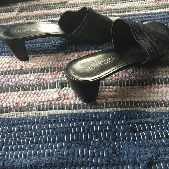 NWOT Coldwater Creek Black Leather Peep Toe Heels - Picture 4 of 5